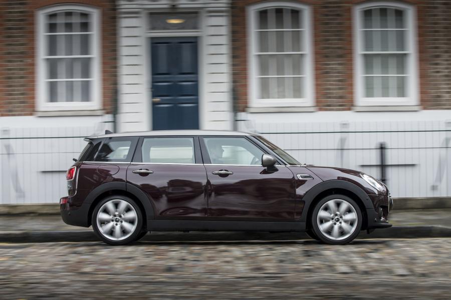  Mini Cooper D Clubman 2015 года  (UK) (фото 41 из 127)